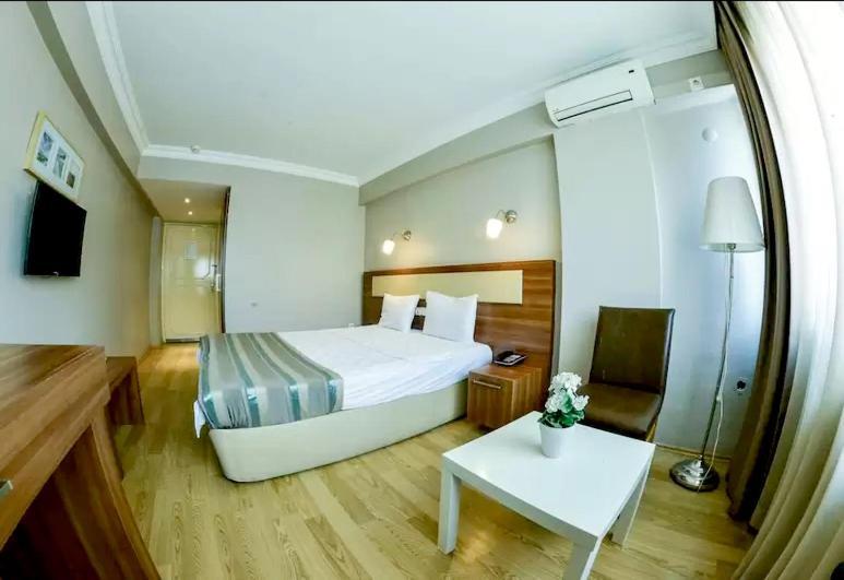 Wox Ew Hotel Измир Екстериор снимка