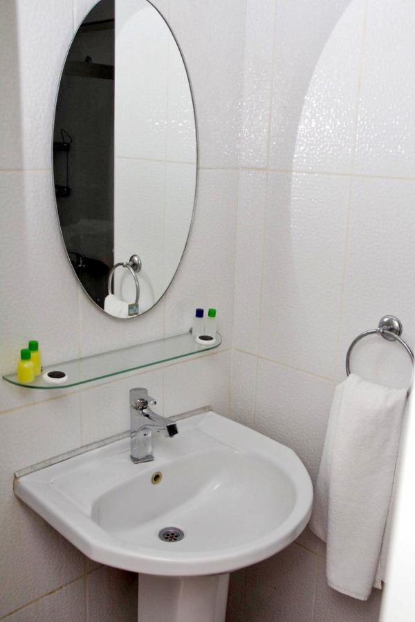 Wox Ew Hotel Измир Екстериор снимка